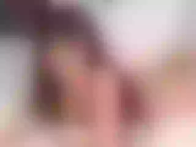 Live sex webcam photo for SarahSahara2 #270967288