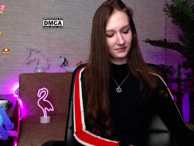 Live sex webcam photo for miraclegirls #270966569