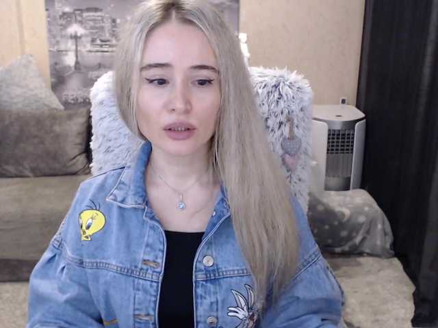 Live sex webcam photo for xyliganka777 #270966628