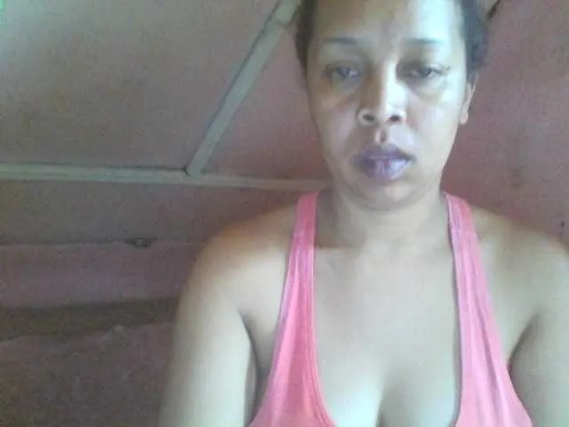 Live sex webcam photo for big-ass-sexy #270972109