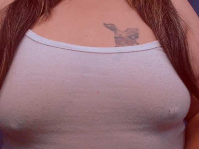 Live sex webcam photo for dirtywoman #270980615