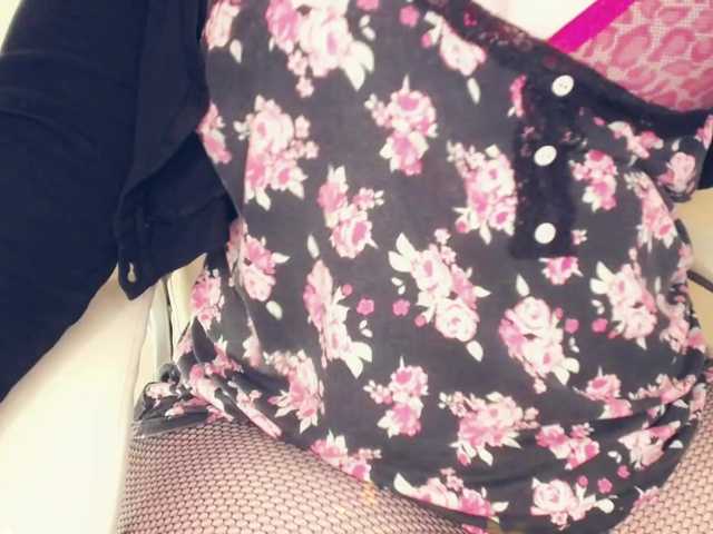 Live sex webcam photo for brunetochka77 #270966641