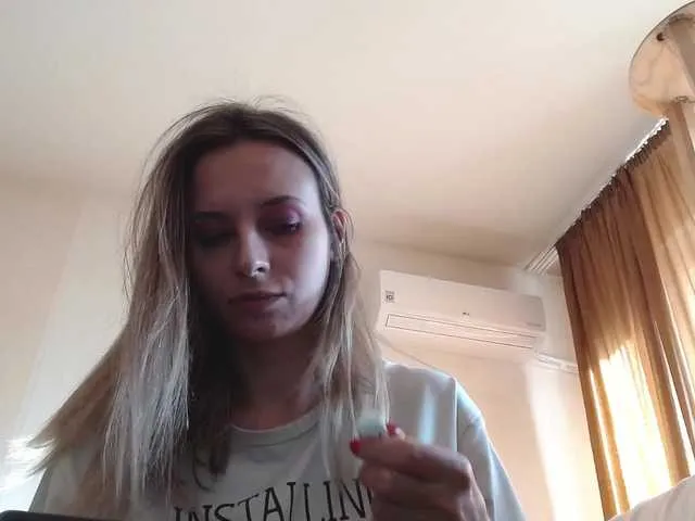 Live sex webcam photo for Rexxa-flower #270972295