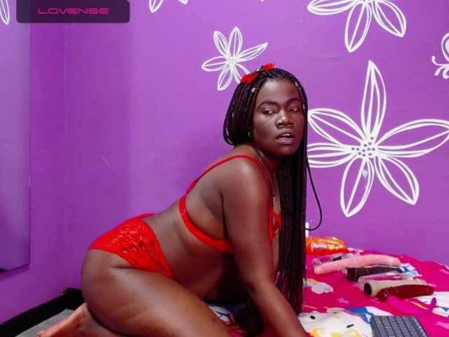 Live sex webcam photo for megan-lovitz #270975930