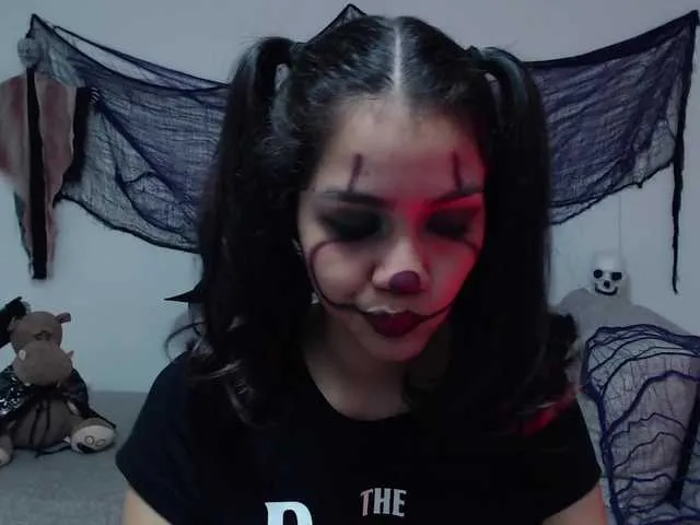 Live sex webcam photo for UBittersweet #270972041