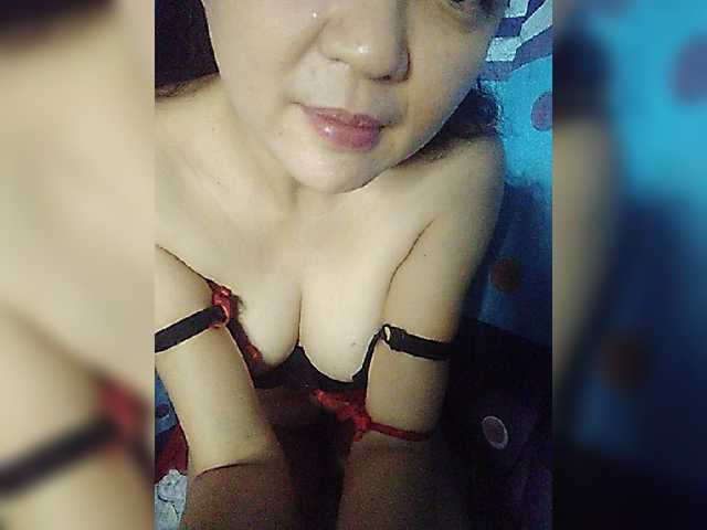 Live sex webcam photo for Kindheart2 #270979779