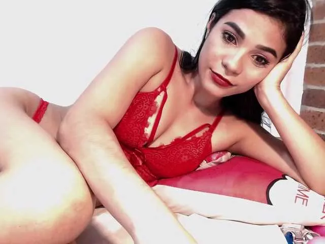 Live sex webcam photo for PAOANGELOVE #270967390