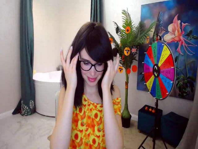 Live sex webcam photo for MelodyOfRain #270970189