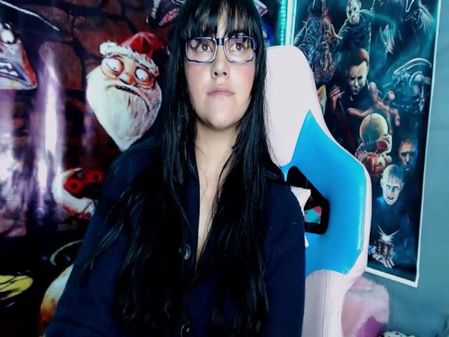 Live sex webcam photo for Cristin_blue #270974237