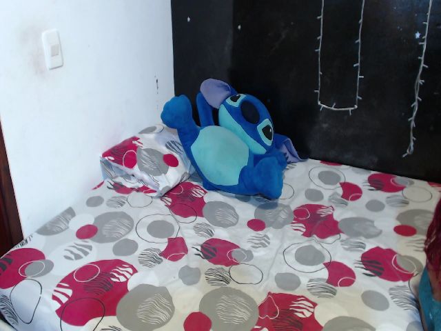 Live sex webcam photo for GiaElliot #270970246