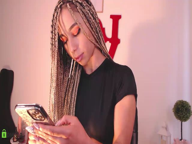 Live sex webcam photo for Annie_es #270978958