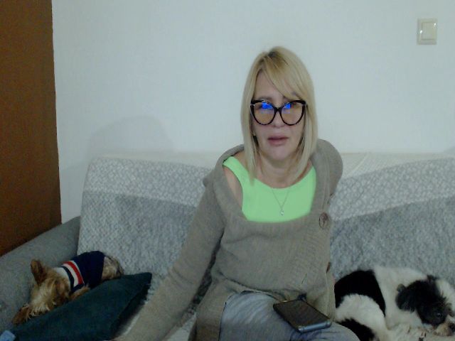 Live sex webcam photo for Stephycute #270979071