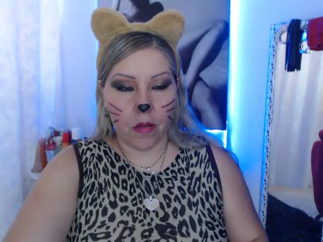 Live sex webcam photo for BriannaOneal #270982272