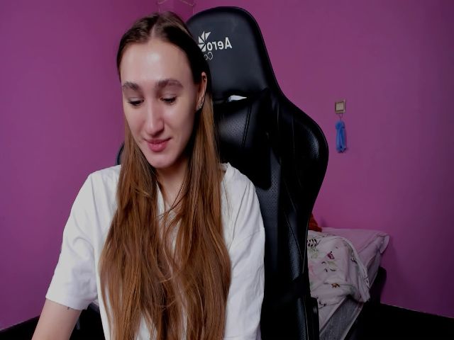 Live sex webcam photo for Kellykeat #270966244