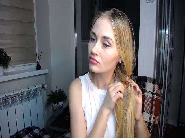 Live sex webcam photo for MELANI_A #270978838