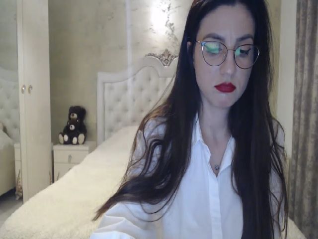 Live sex webcam photo for CutePaw_S #270984071