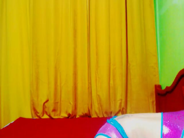 Live sex webcam photo for Angelsweet02 #270984240