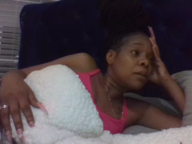 Live sex webcam photo for BeautifulKash #270984263