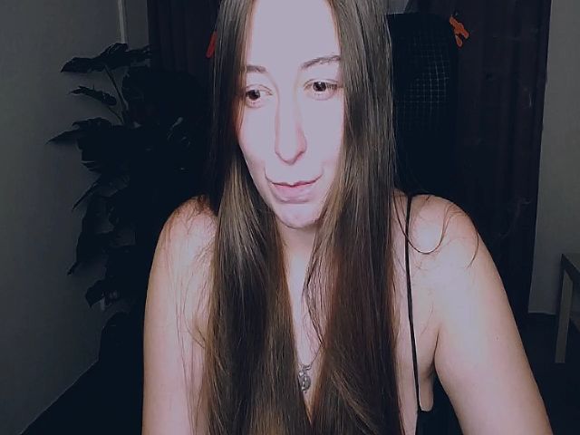 Live sex webcam photo for FragileAngel_ #270977794