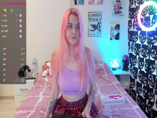 Live sex webcam photo for IvyFarel #270973050