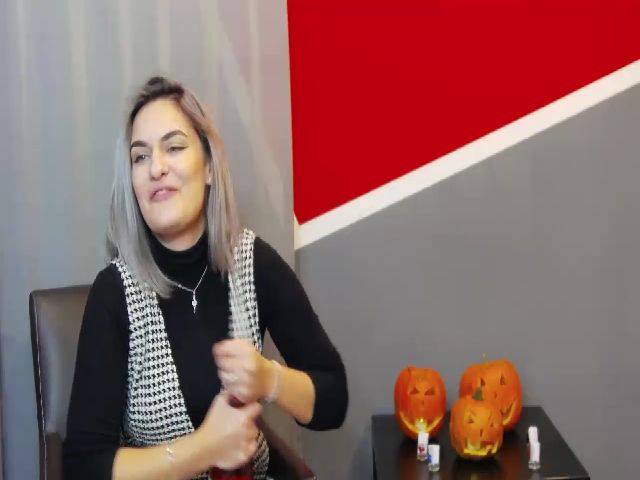 Live sex webcam photo for SecretAmber #270978657