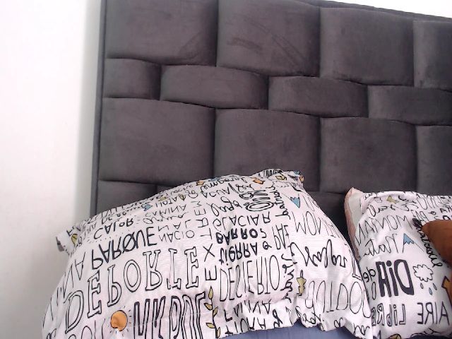 Live sex webcam photo for NATHY_ROUSELL #270977613