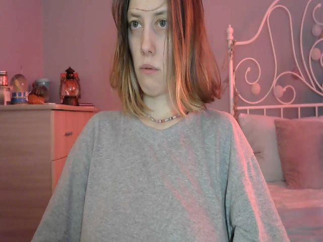 Live sex webcam photo for BellaRaim #270974211