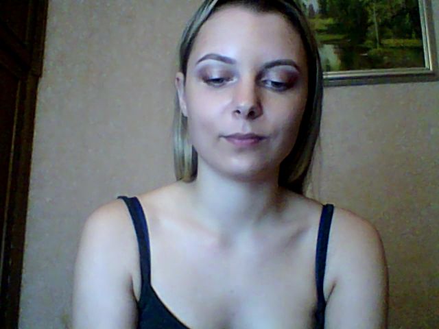 Live sex webcam photo for BreeAngel #270975491