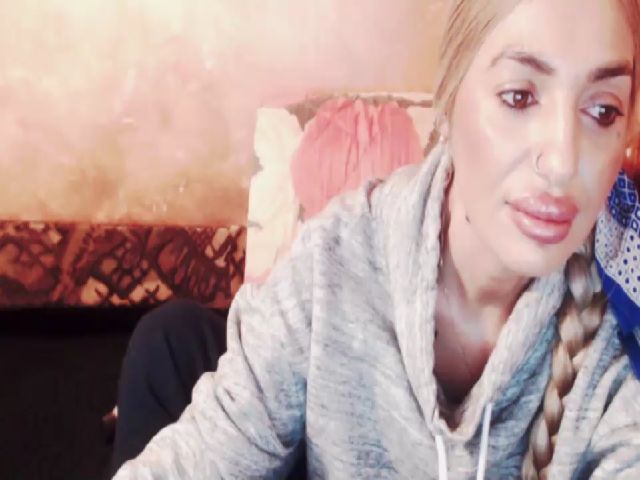 Live sex webcam photo for Goodspleasure #270974416