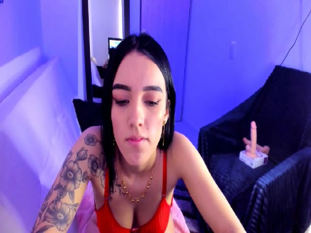 Live sex webcam photo for Kylie_Garcia #270983038