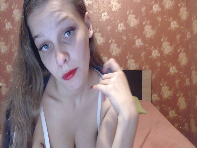 Live sex webcam photo for Anastasia8u #270977893