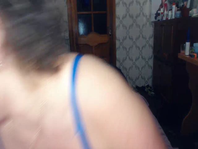 Live sex webcam photo for April_Swee #270981459