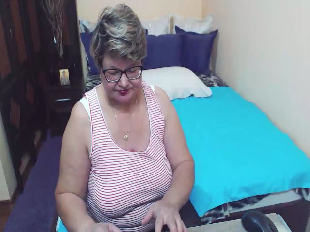 Live sex webcam photo for xSweetKarina #270972964