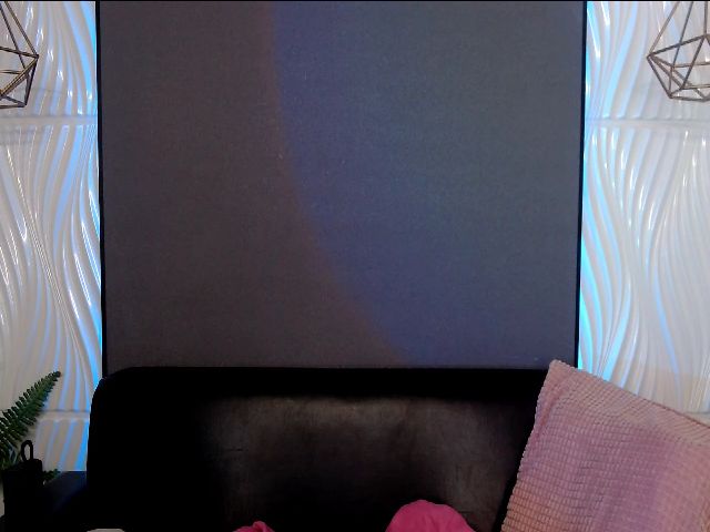 Live sex webcam photo for SamantaStef #270978160