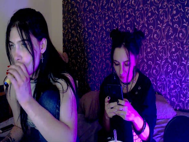 Live sex webcam photo for Meowny #270968130