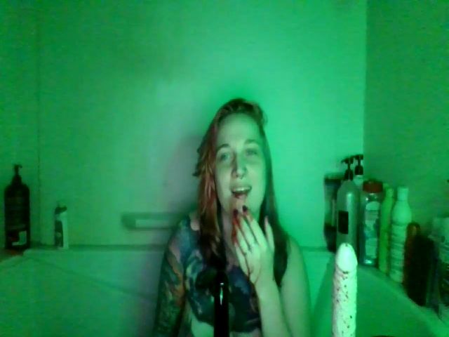 Live sex webcam photo for Lambykins #270983219