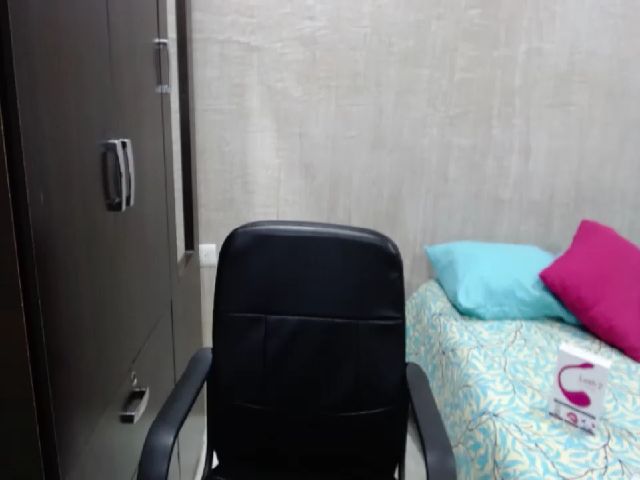 Live sex webcam photo for Angel_star26 #270984035