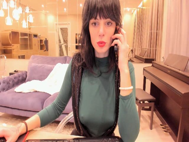 Live sex webcam photo for AriadnaXo #270978126