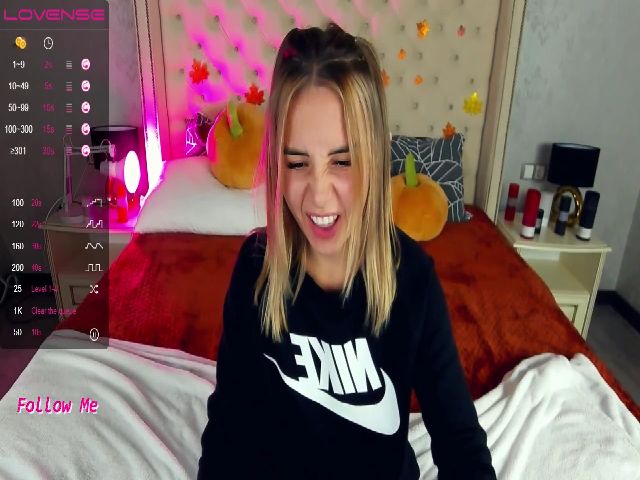 Live sex webcam photo for LexaIce #270982487