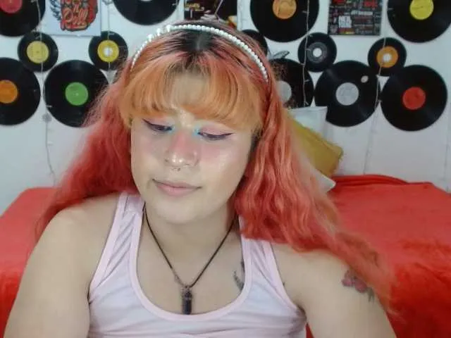 Live sex webcam photo for eir-avyanna #270967773