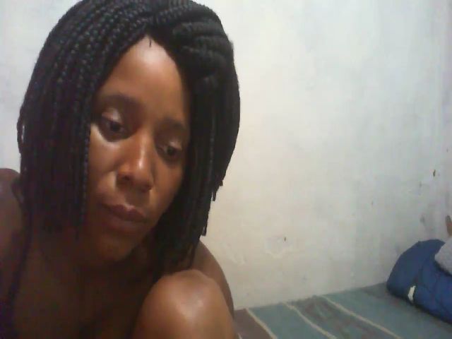 Live sex webcam photo for Sweetass002 #270982250