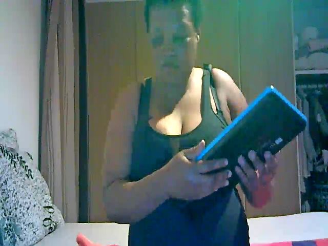 Live sex webcam photo for Crazygalx #270983226