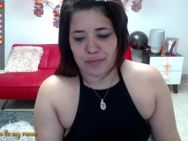 Live sex webcam photo for Isabella- #270967910