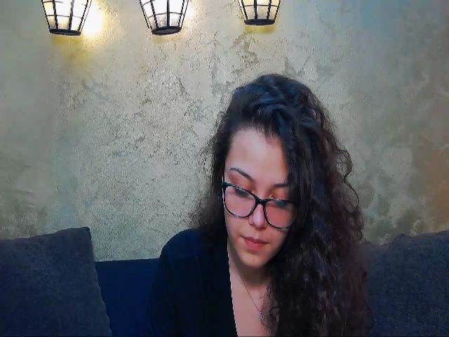 Live sex webcam photo for Leya_ice #270977380