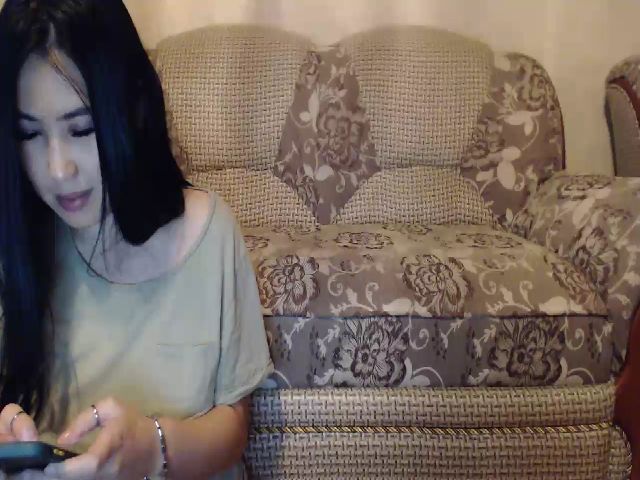 Live sex webcam photo for Leya_Min #270982977