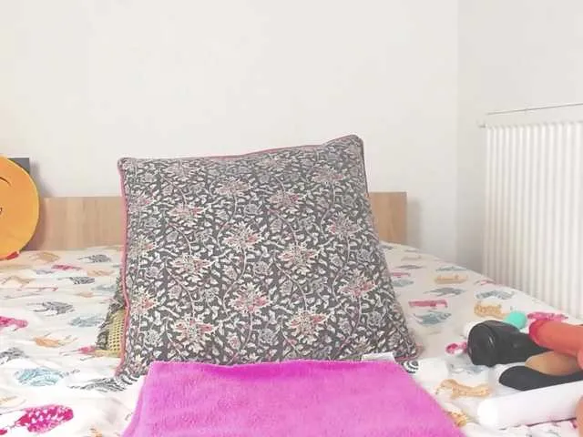 Live sex webcam photo for afrodita93 #270966357