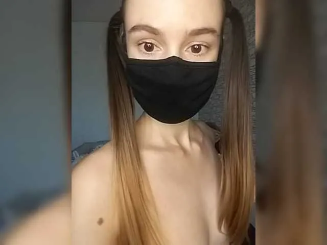 Live sex webcam photo for Alisacat8 #270966420