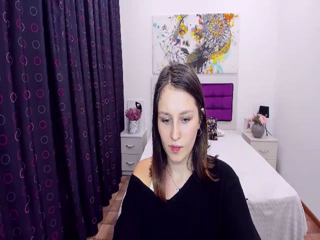 Live sex webcam photo for AudreyPink #270976568