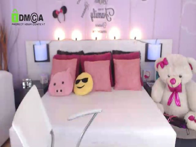 Live sex webcam photo for fyorela #270983523