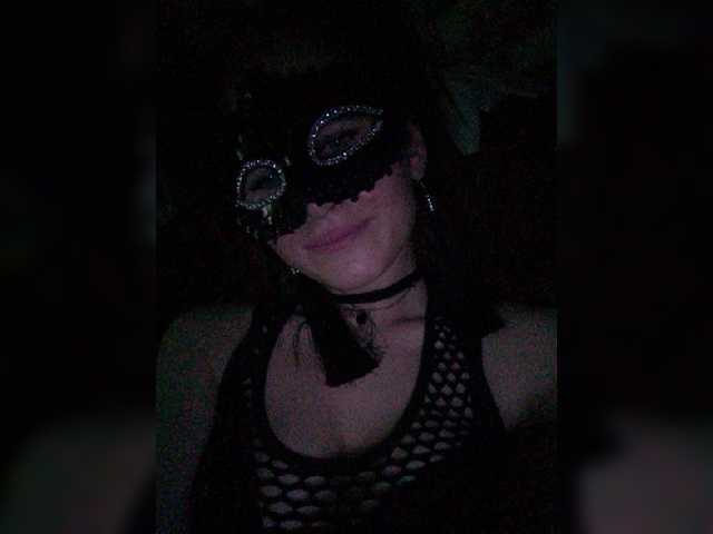 Live sex webcam photo for Molly-sex #270975030